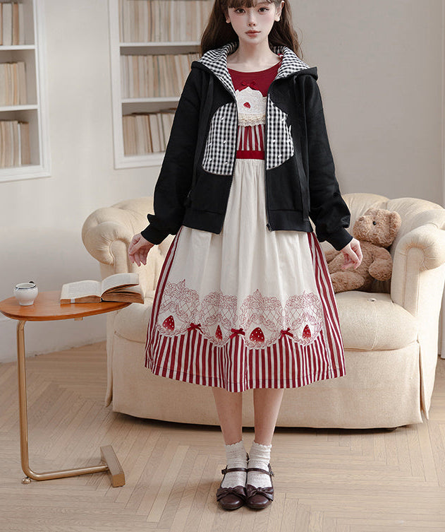 【受注予約12/18まで】Strawberry and Bear Theater ジップアップフーディー