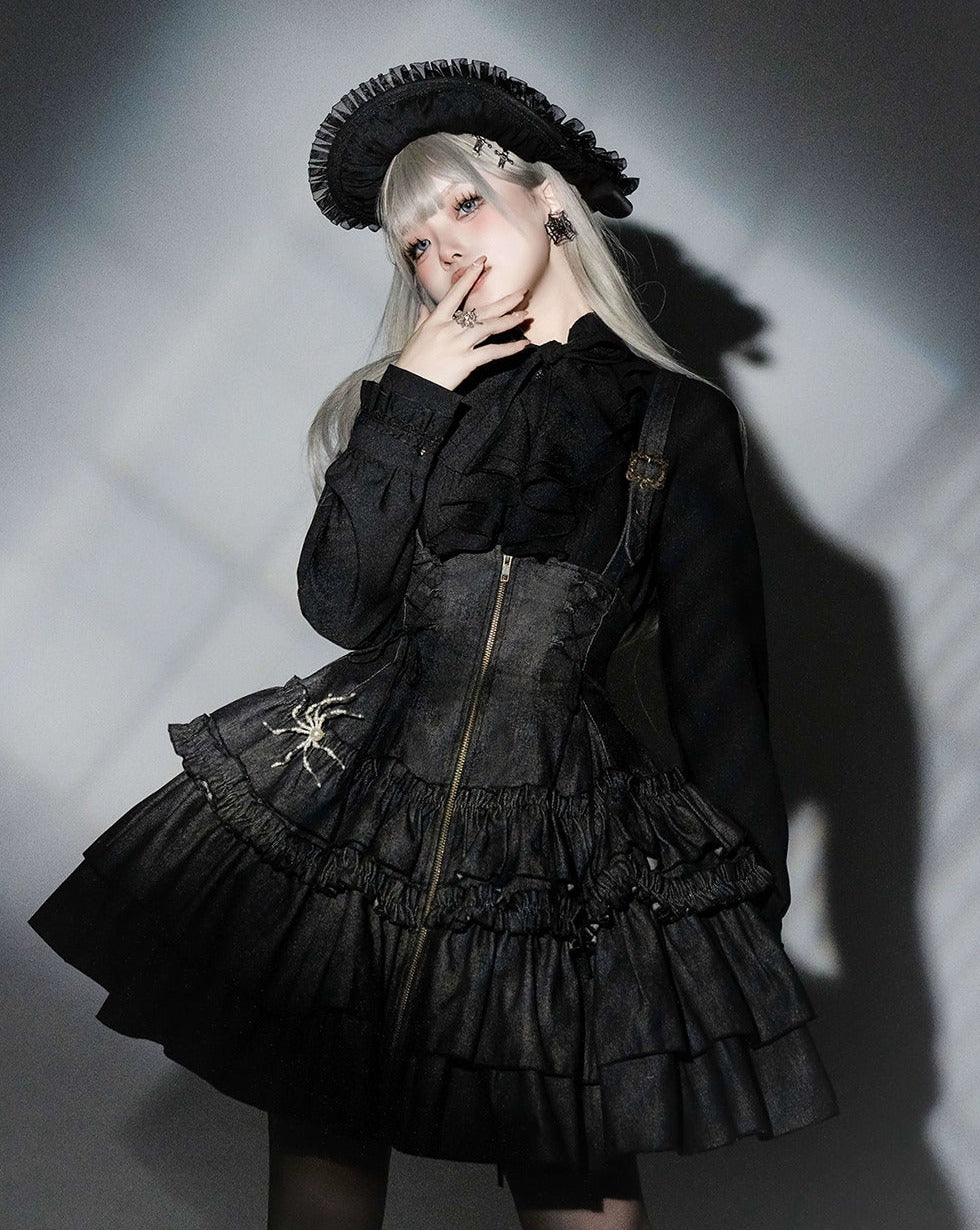 [Pre-orders available until 3/10] Rose Heart Tiered Mini Jumper Skirt
