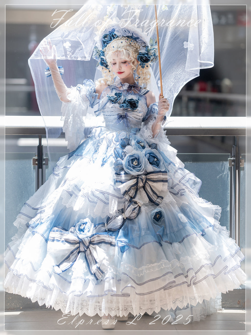 [Pre-orders available until 2/26] Full of Fragrance Dress with Train and Inner Skirt - Blue