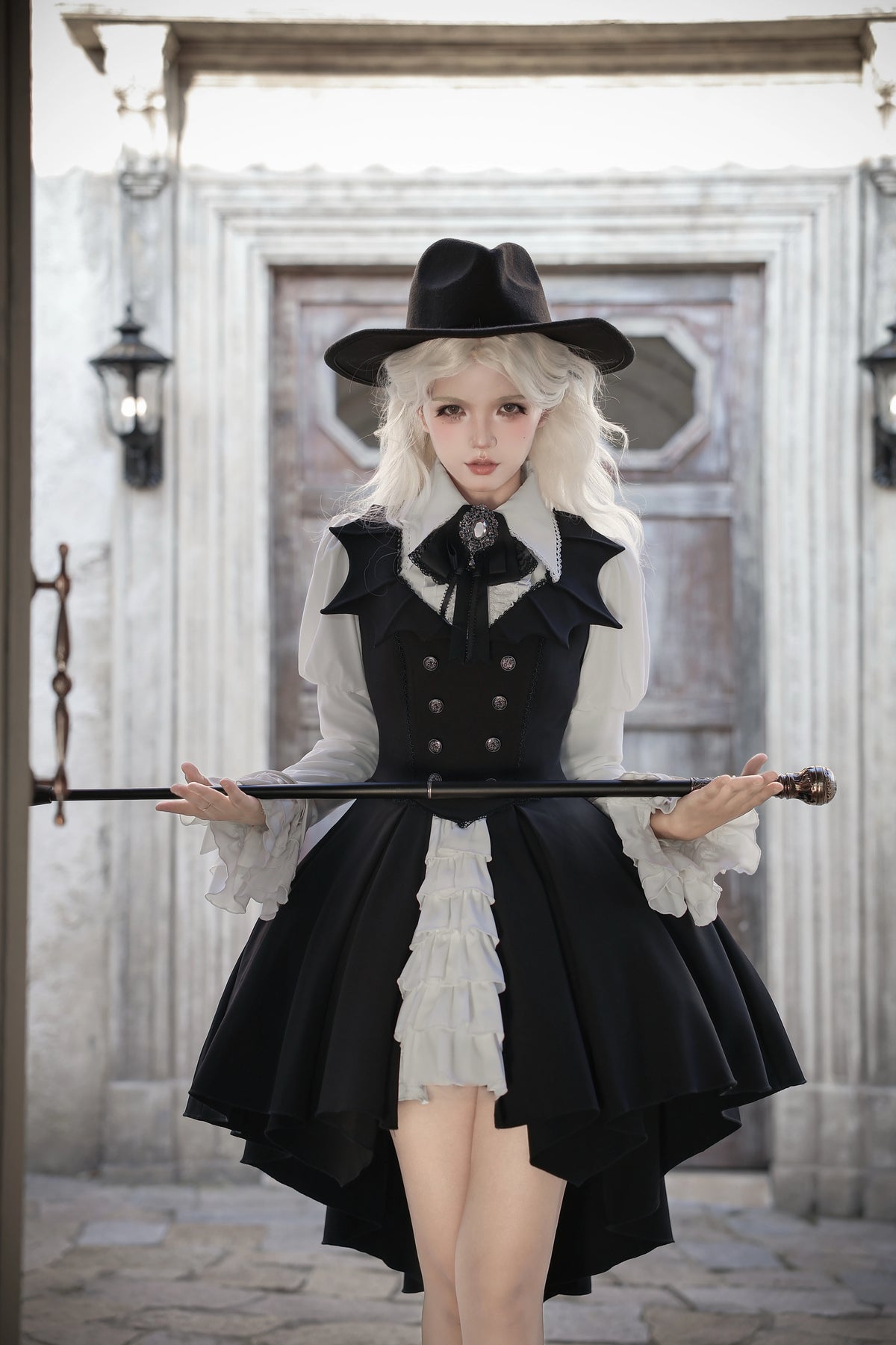 【受注予約10/29まで】Bat Butler ゴシックジャンパースカート＆ブラウスセット
