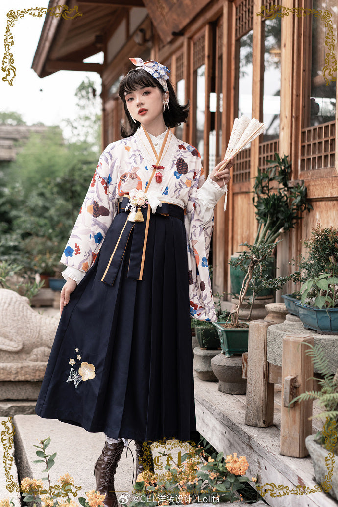 Kimono-style top with winter bird print [Buy together for 20% off]