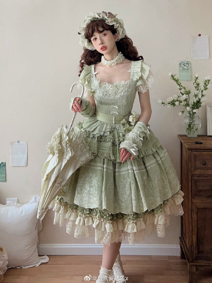 [Sales period ended] Fourteen-line poem short-sleeved top and skirt set