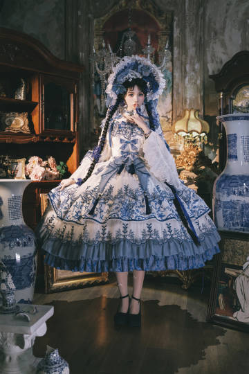 【受注予約8/27まで】 Blue and White ラグジュアリードレス・ロング丈