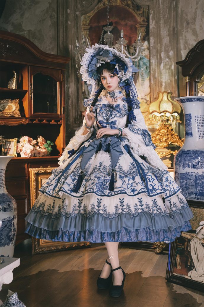 【受注予約8/27まで】 Blue and White ラグジュアリードレス・ロング丈