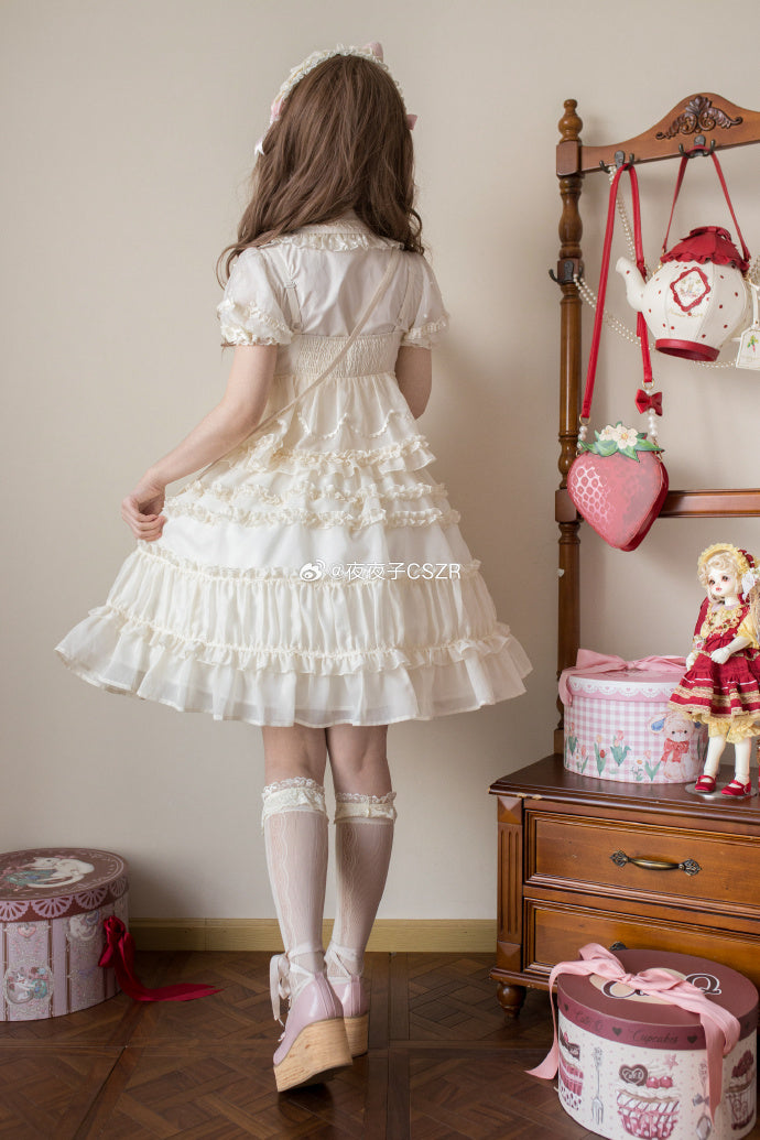 [Pre-orders until 2/10] Swing Strawberry Angel Frill Jumper Skirt