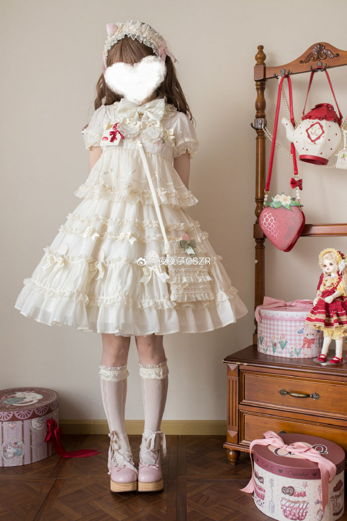 [Pre-orders until 2/10] Swing Strawberry Angel Frill Jumper Skirt