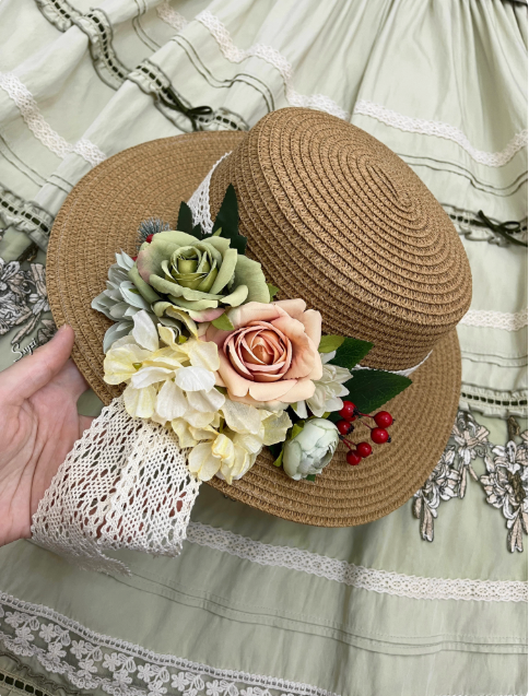 Only available with simultaneous purchase [Pre-orders available until 3/19] Mucha's New Lily Manuscripts Hat