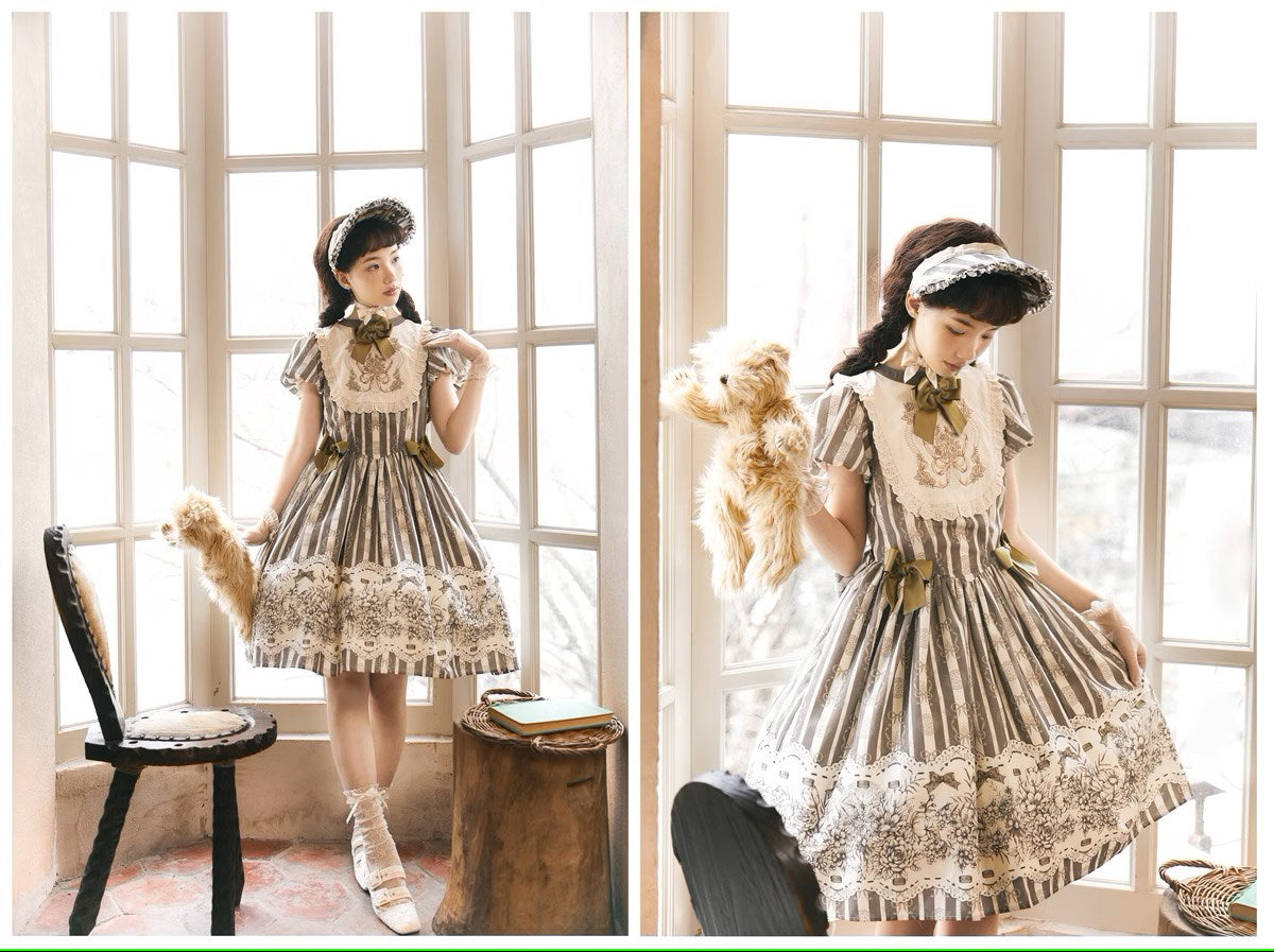 Blooming Flowers and Clocks 半袖ワンピース