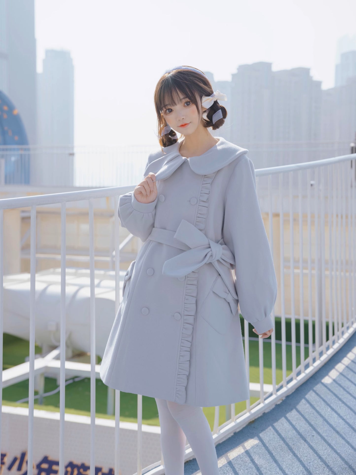 Sweet coat with rabbit ear ribbon