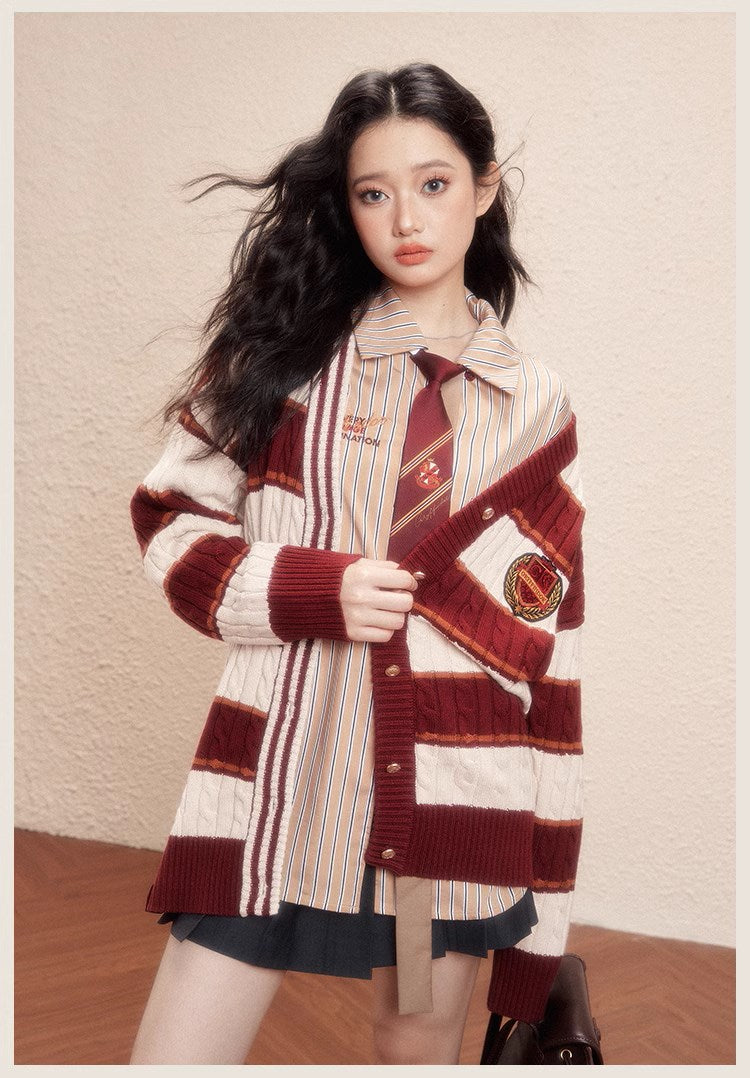 [Pre-order] Hogwarts School of Witchcraft and Wizardry Wide Border Cardigan