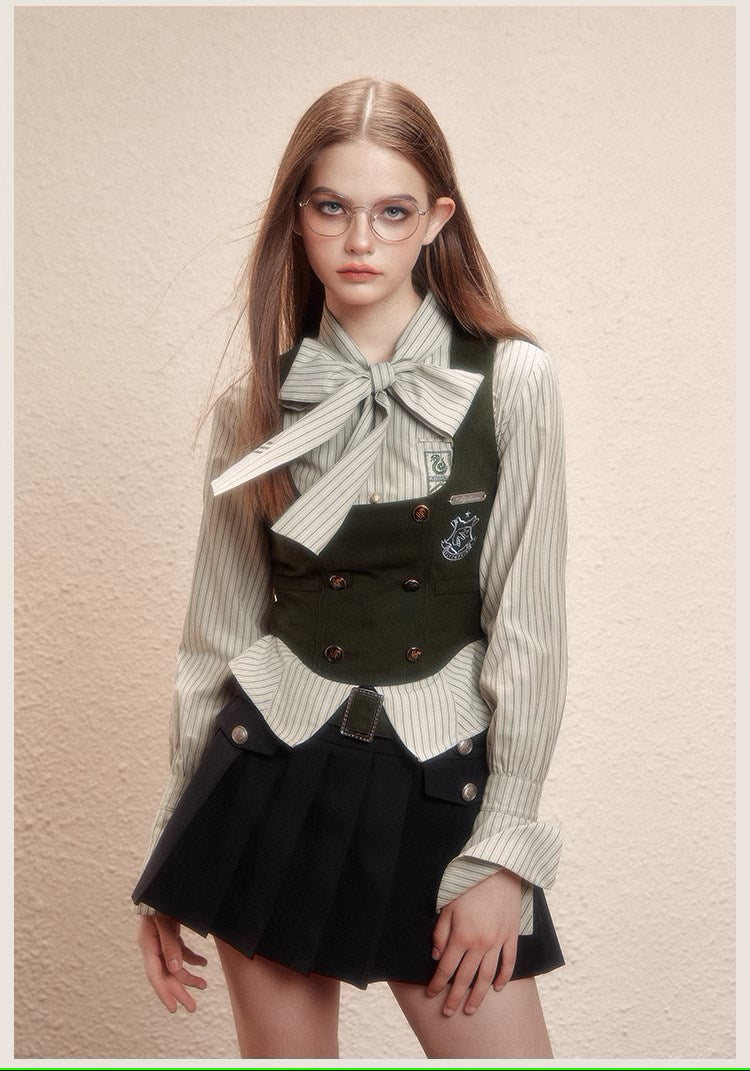 [Pre-order] Hogwarts School of Witchcraft and Wizardry Ribbon Tie Stripe Blouse