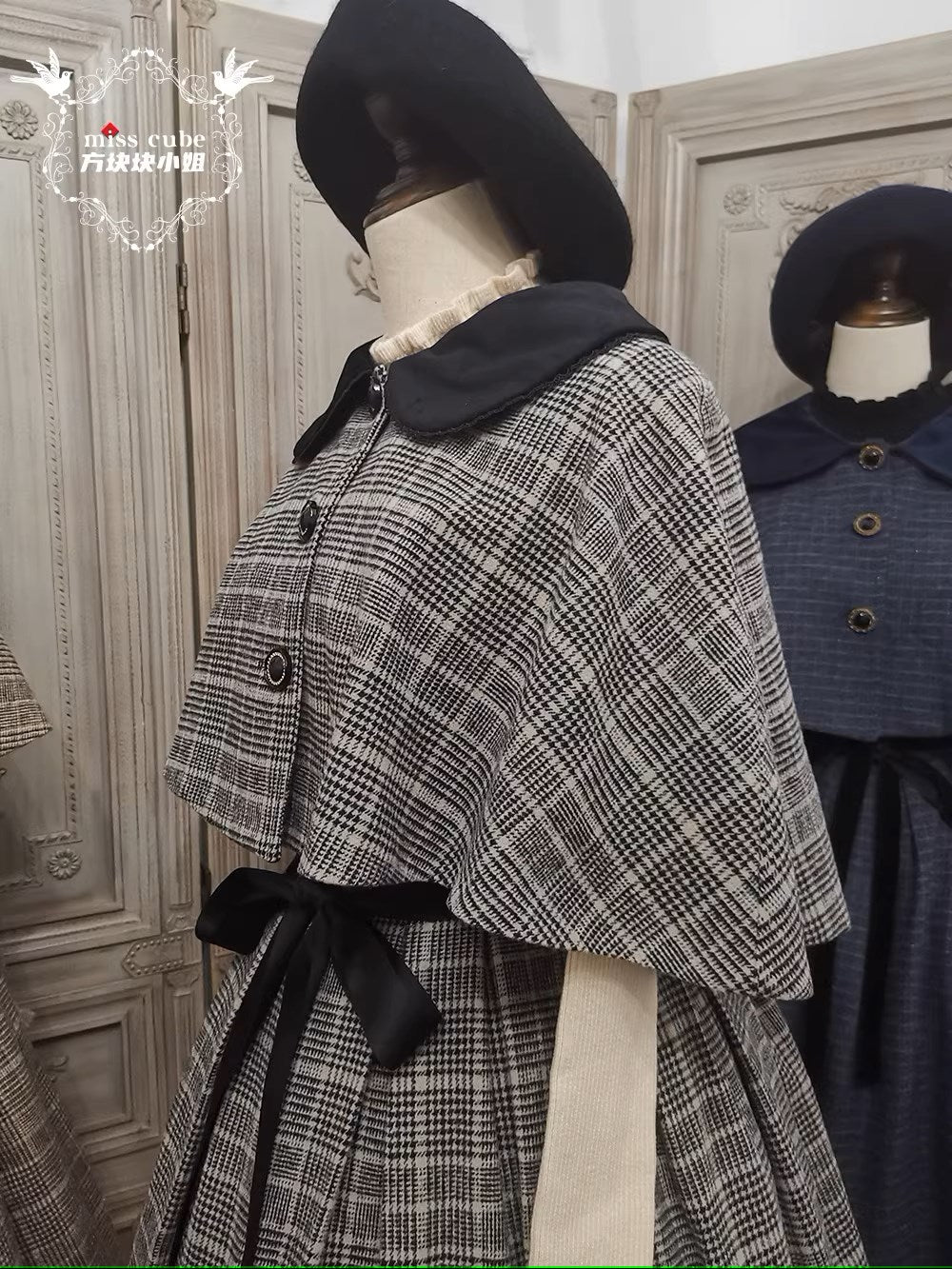 [Sale period ended] Earl Gray checked cloak