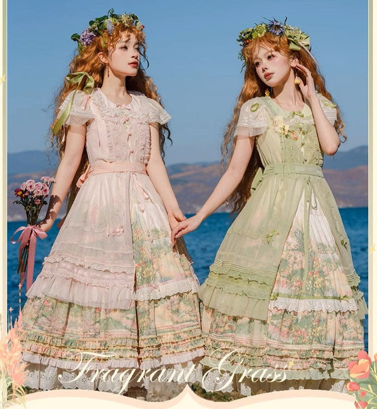 [Resale/Pre-orders available until 2/12] Fragrant Grass Flare Sleeve Tiered Dress