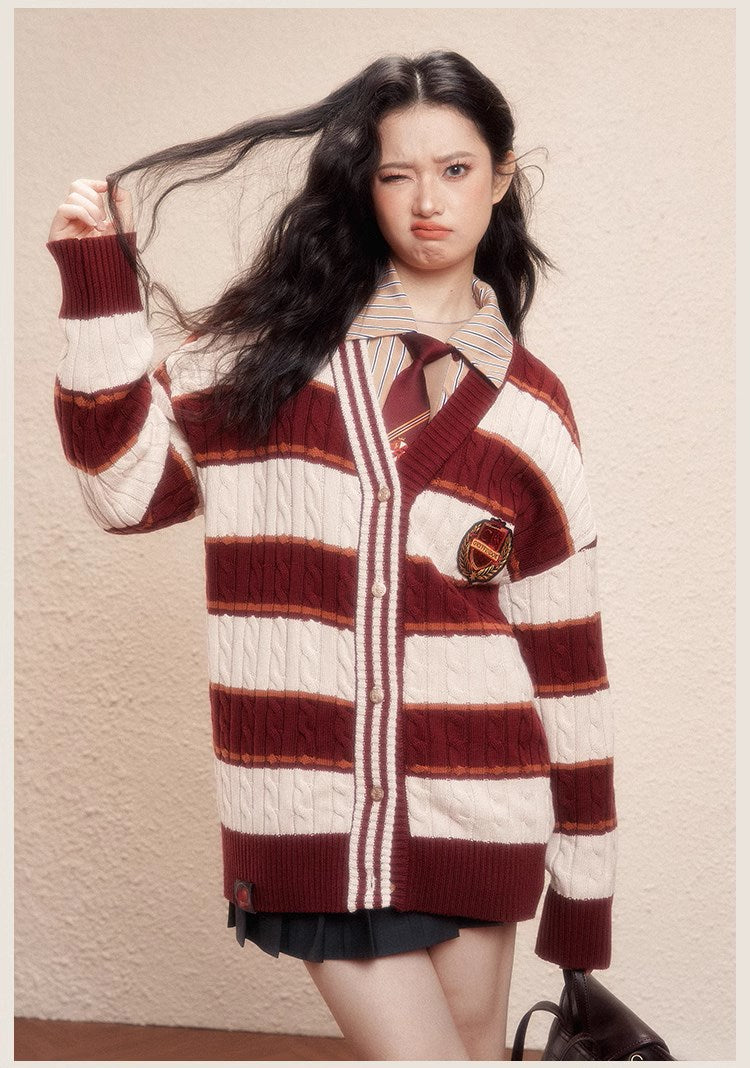 [Pre-order] Hogwarts School of Witchcraft and Wizardry Wide Border Cardigan