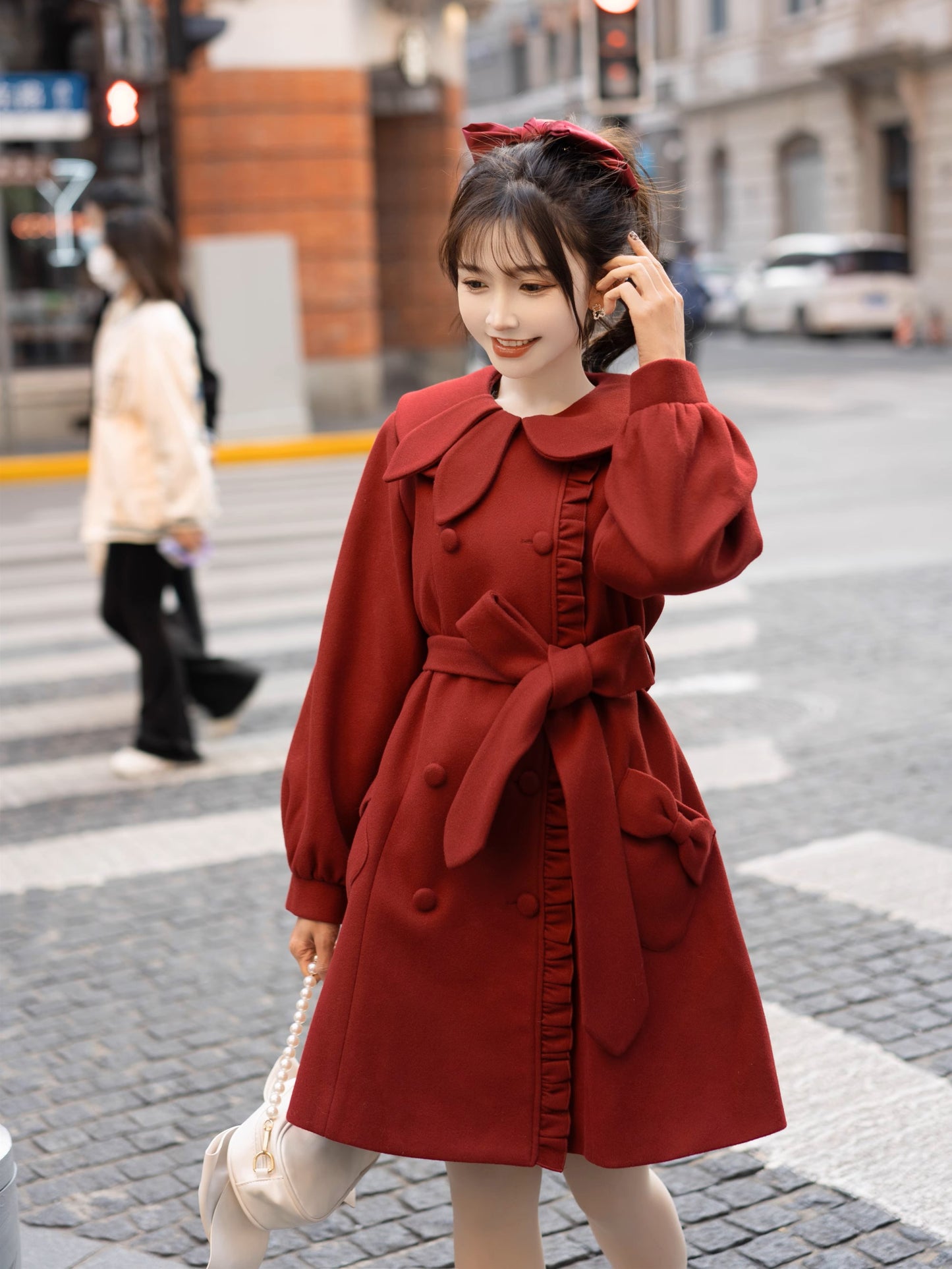 Sweet coat with rabbit ear ribbon