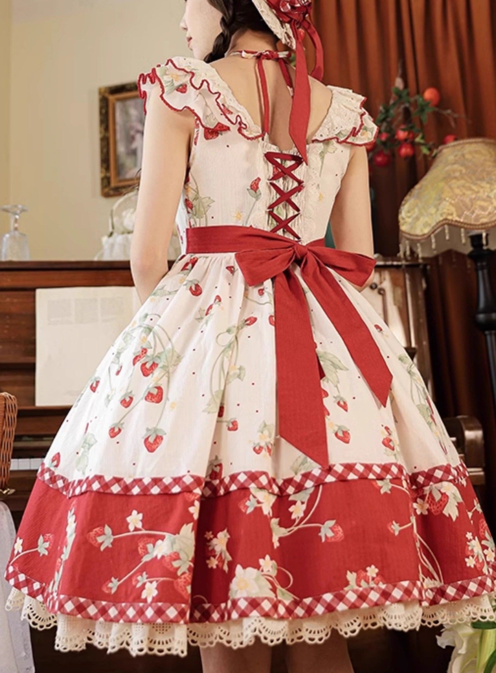 Strawberry Orchard 苺のジャンパースカート