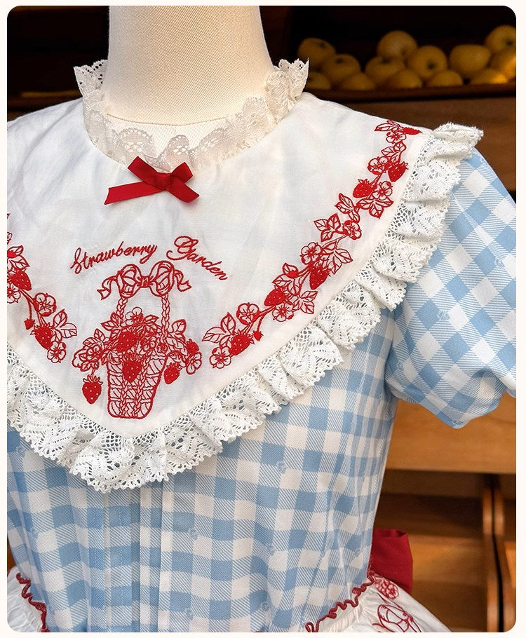Strawberry Basket スタンドカラーワンピース