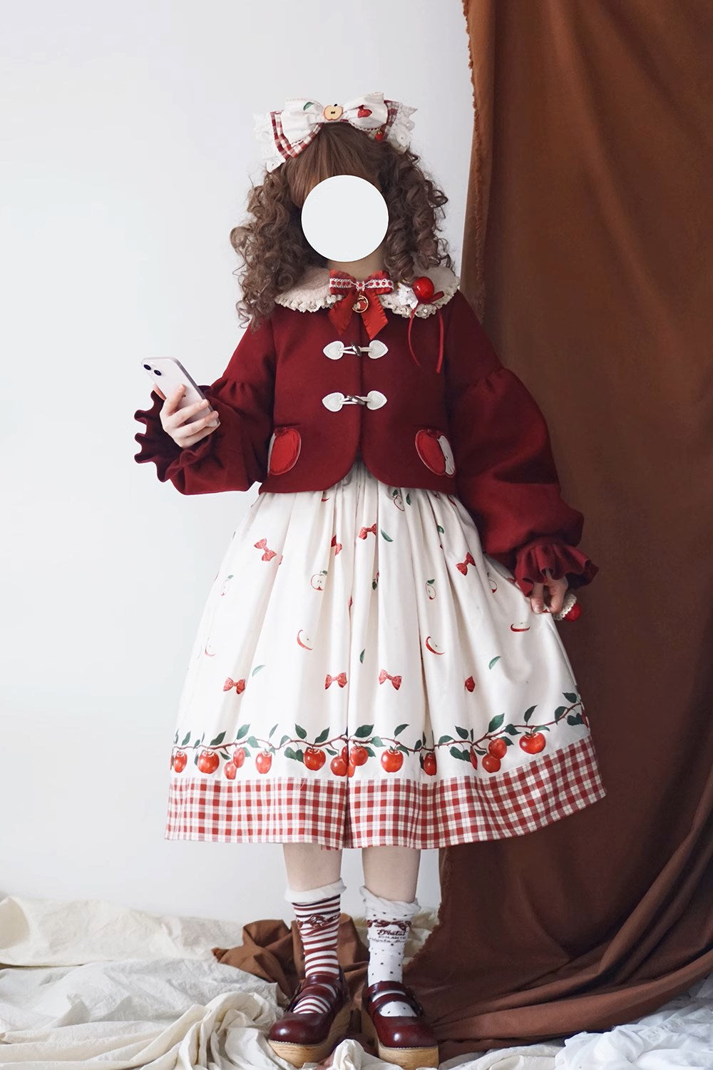 【販売期間終了】Apple Garden バイエルン風2wayサロペットスカート