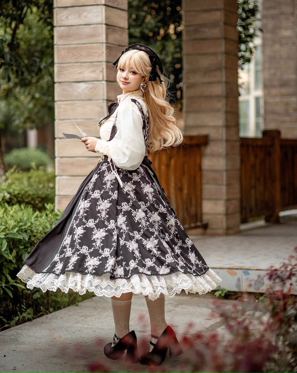 【予約販売】Antique Flower Wall ジャンパースカート
