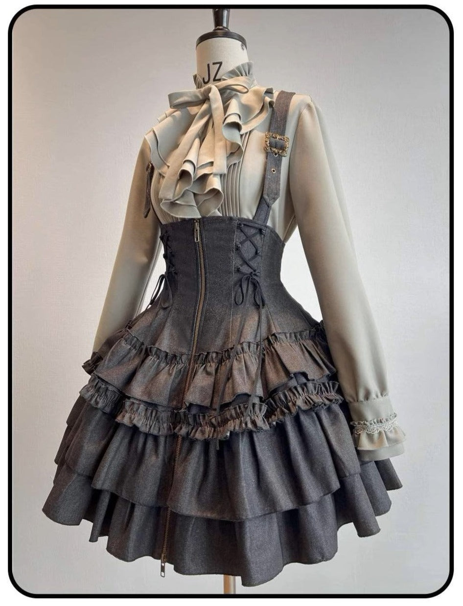 [Pre-orders available until 3/10] Rose Heart Tiered Mini Jumper Skirt