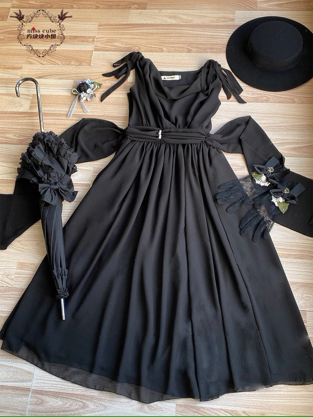 【予約販売】Elegance Greek ドレープジャンパースカート