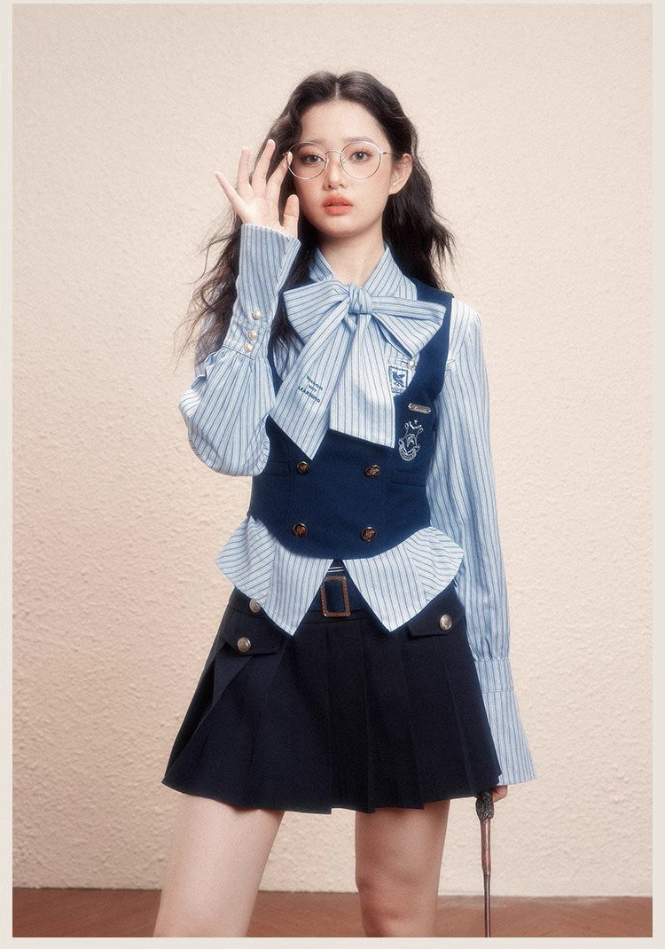 [Pre-order] Hogwarts School of Witchcraft and Wizardry Ribbon Tie Stripe Blouse