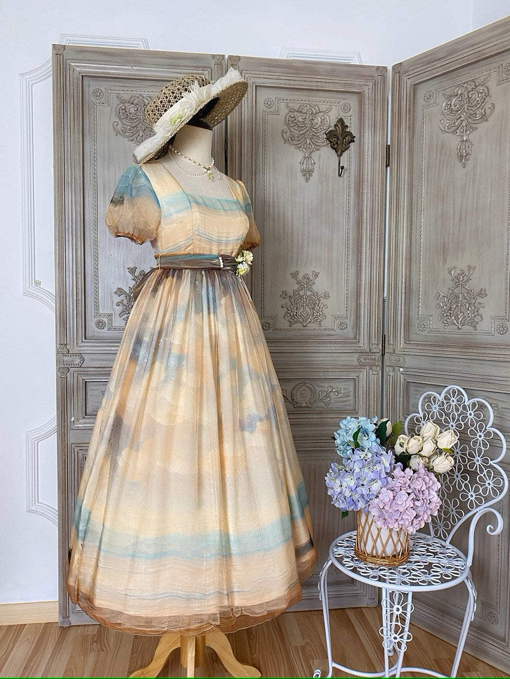 【予約販売】Elegance Greek 油彩画風プリントエンパイアワンピース フリルなし