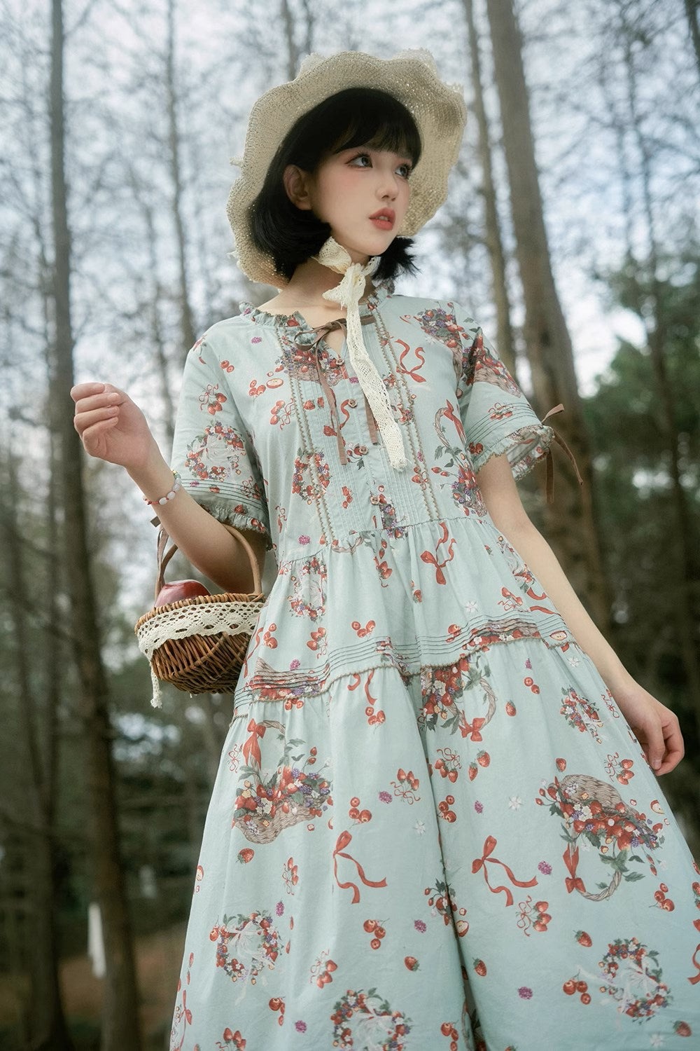 Picnic Basket ワンピース いちご柄
