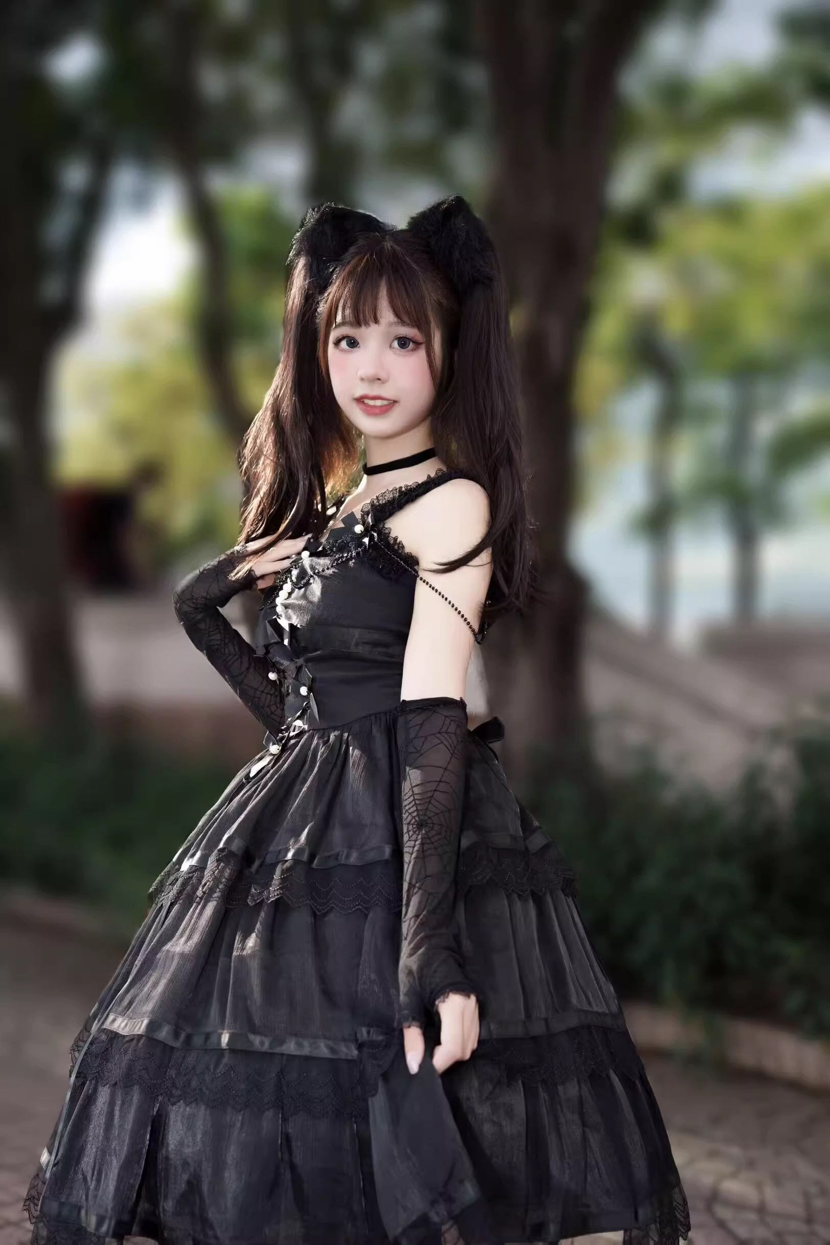 Romantic Party ブラックとホワイトのティアードジャンパースカート