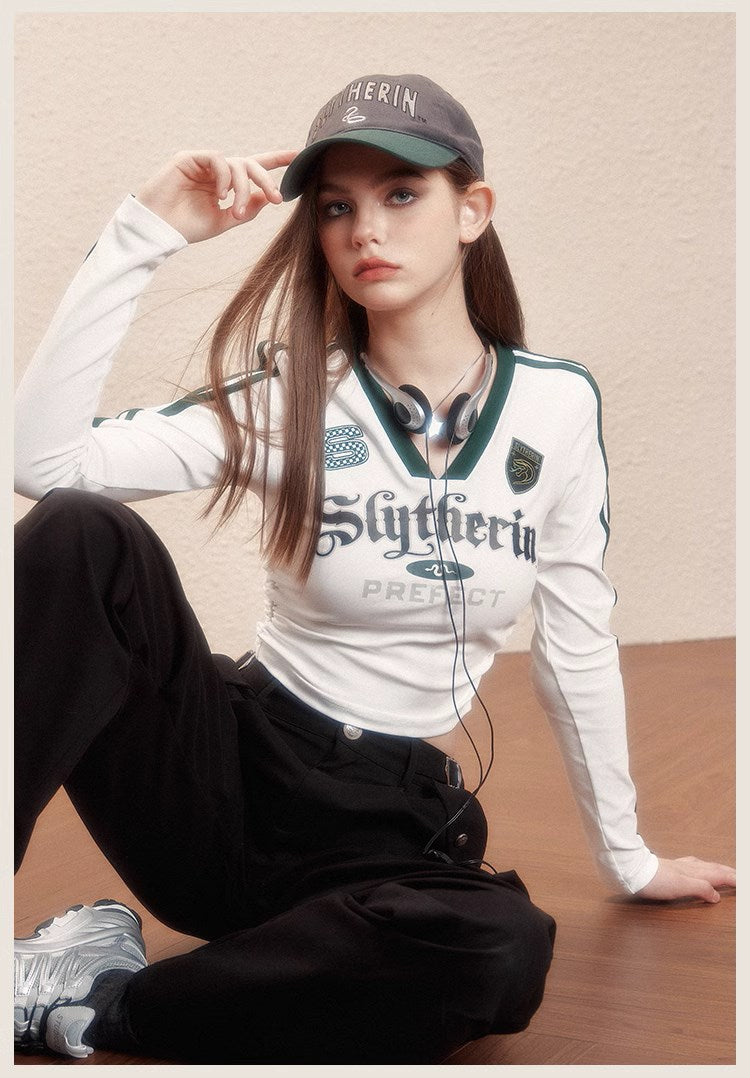 [Pre-order] Hogwarts School of Witchcraft and Wizardry V-neck stretch pullover