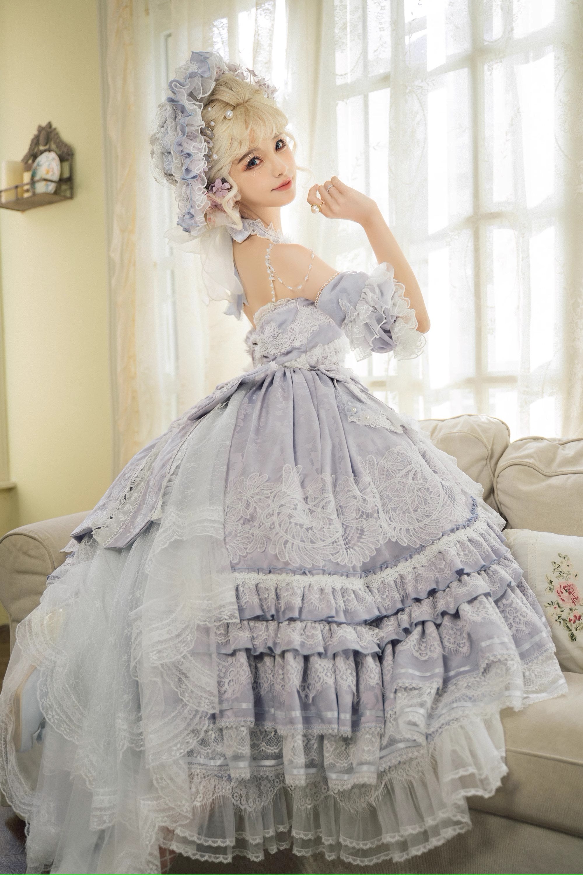 Diamond Stardust レースのプリンセスドレス・レースハット付【ホルターネックタイプ】