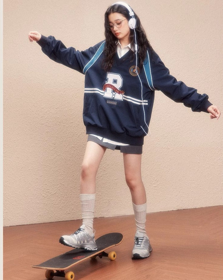 [Pre-order] Hogwarts School of Witchcraft and Wizardry pullover with initials