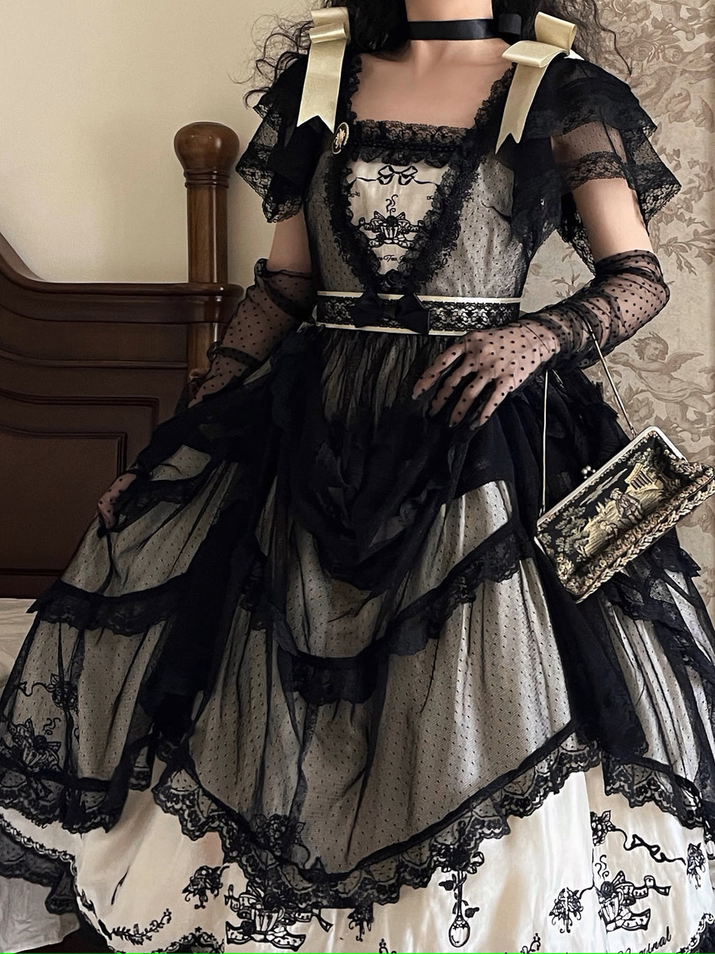 Afternoon Tea Party 刺繍入りドットチュールドレス