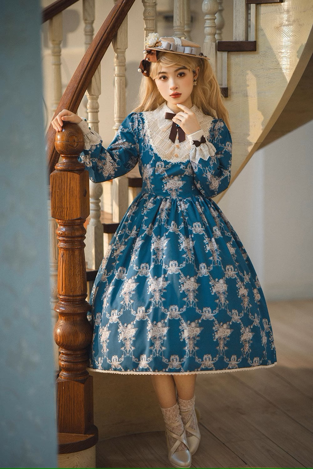 【予約販売】Antique Flower Wall ワンピース