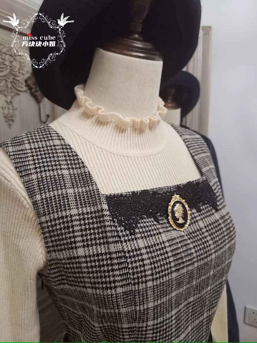 【予約販売】Earl Gray ハイネックフリルニット