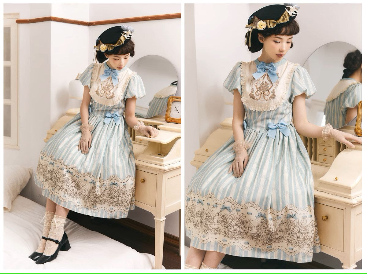 [Sale period ended] Blooming Flowers and Clocks short sleeve dress