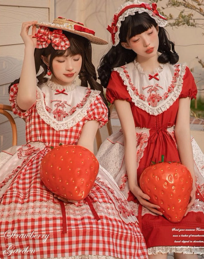 Strawberry Basket スタンドカラーワンピース