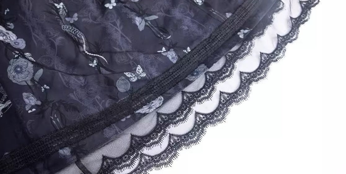 [Sale period has ended] Dark Night Beauty Skeleton Jumper Skirt