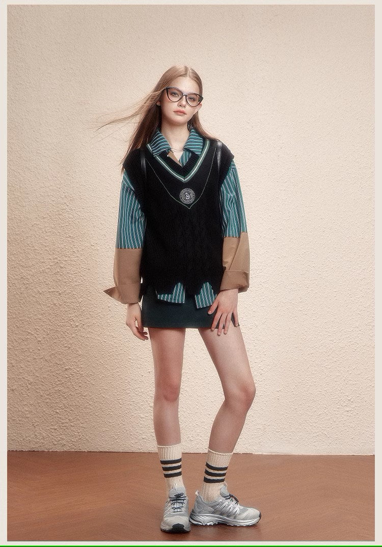 [Pre-order] Hogwarts School of Witchcraft and Wizardry stripe design blouse