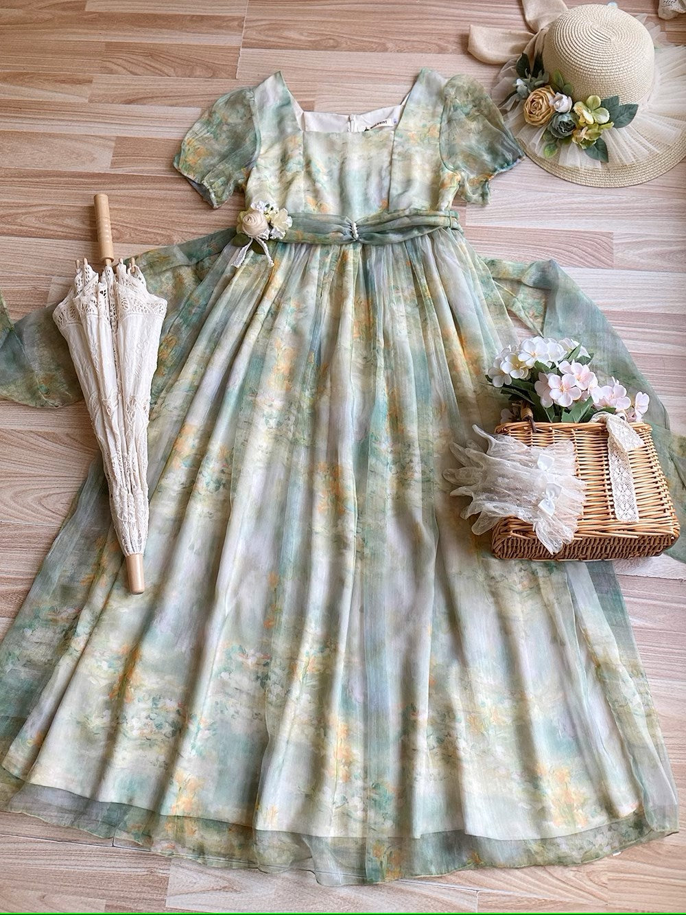 【予約販売】Elegance Greek 油彩画風プリントエンパイアワンピース フリルなし