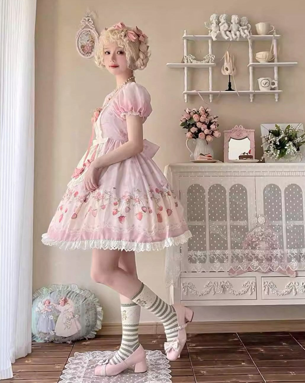 Strawberry Chiffon スクエアネックワンピース
