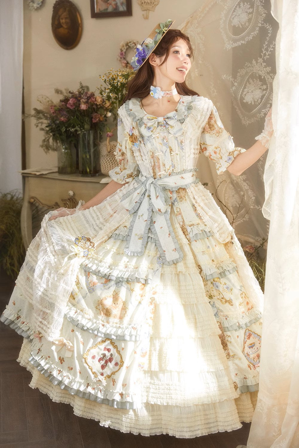 [Pre-orders available until 2/19] Cat Rose Tea Party Sheer Gilet