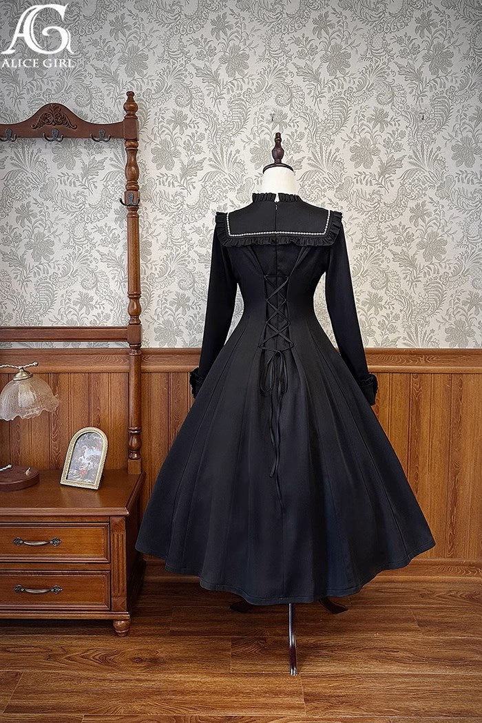 [Sale period ended] Little Black embroidered long dress and cape