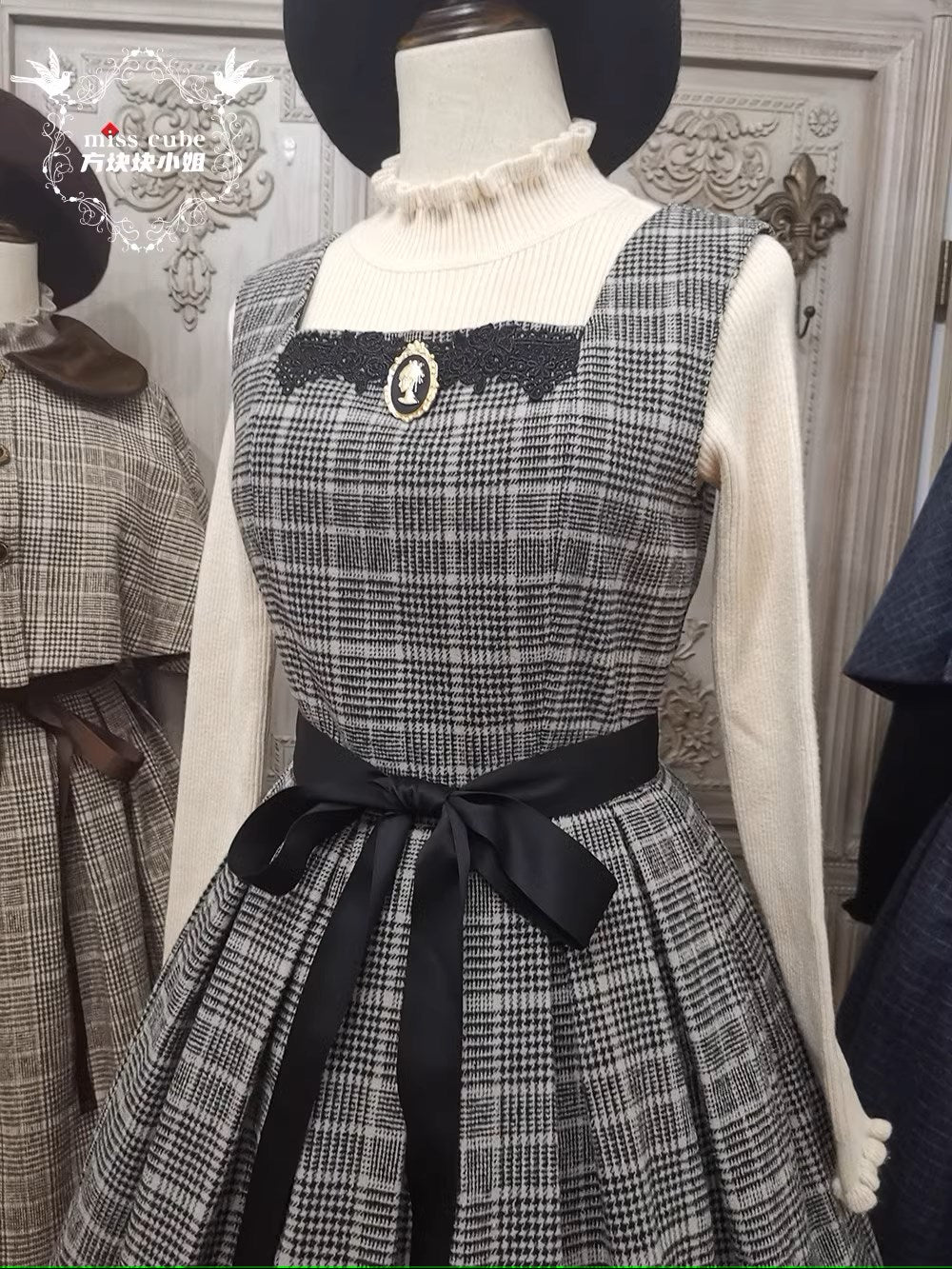 【予約販売】Earl Gray チェックのジャンパースカート・マント・ベレー帽セット