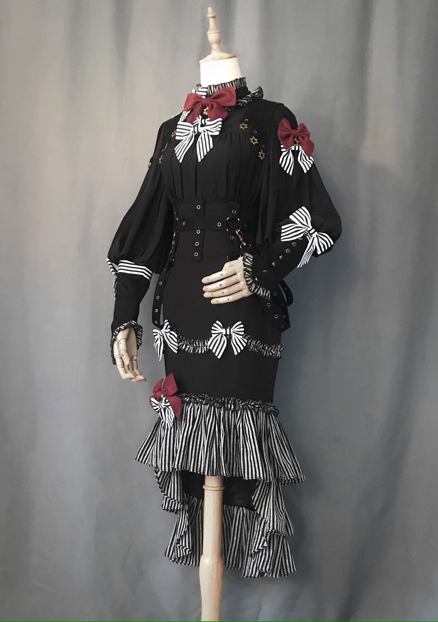 [Pre-order] Black &amp; Striped Retro Fishtail Skirt and Blouse