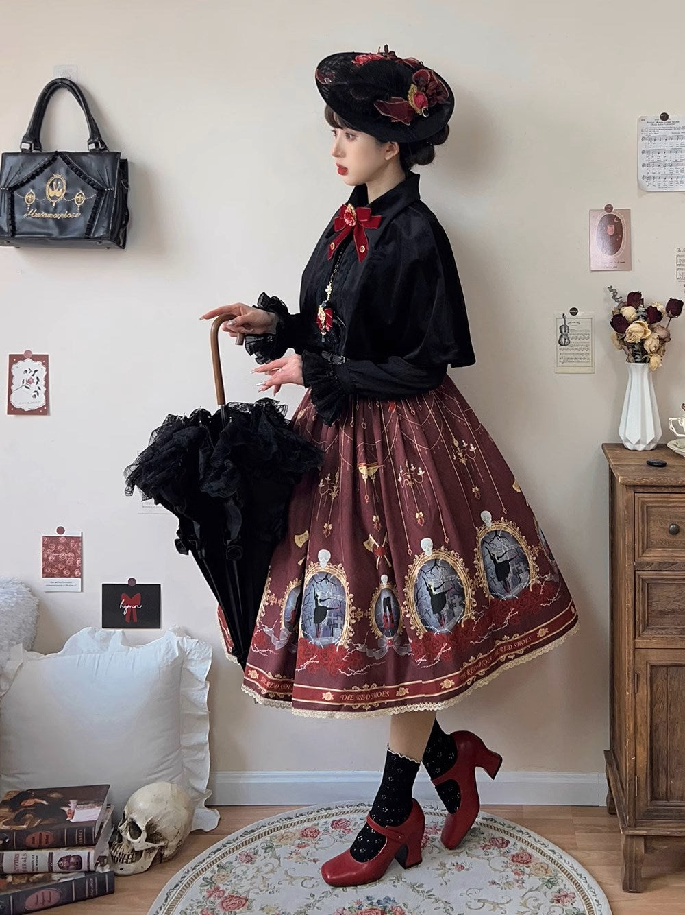 The Red Shoes Gothic Lolita Print Skirt