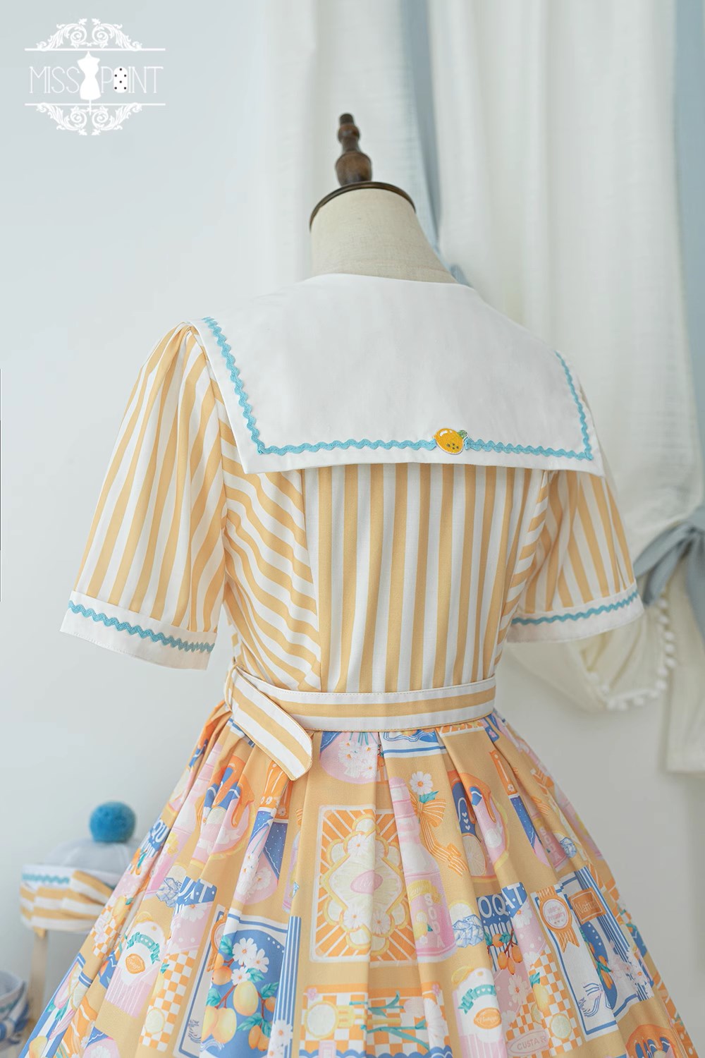 【予約販売】Loquat and Lemon セーラーカラーワンピース