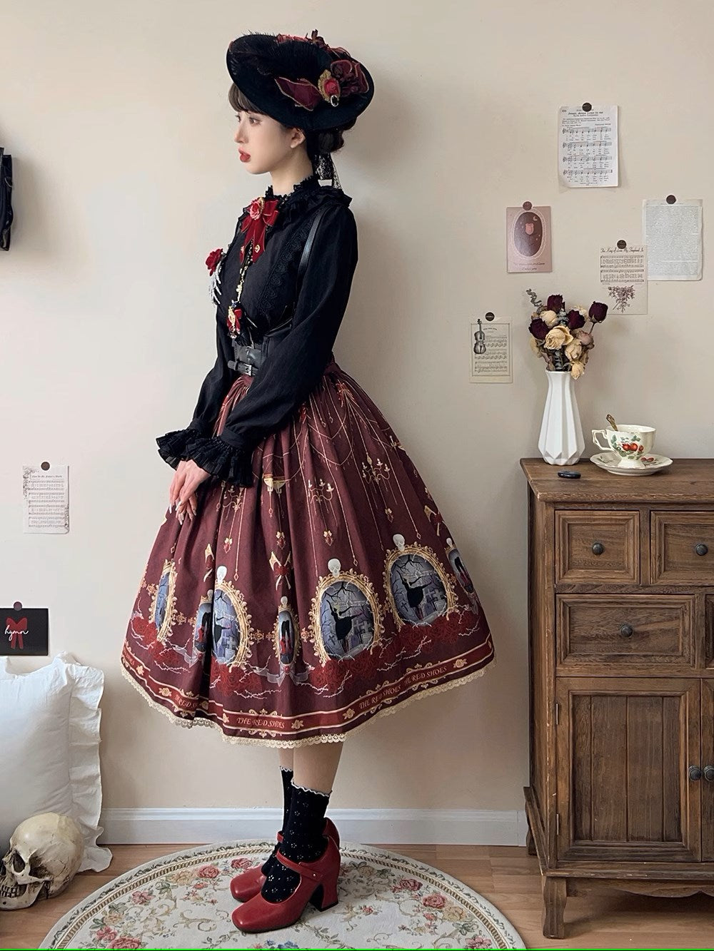 The Red Shoes Gothic Lolita Print Skirt