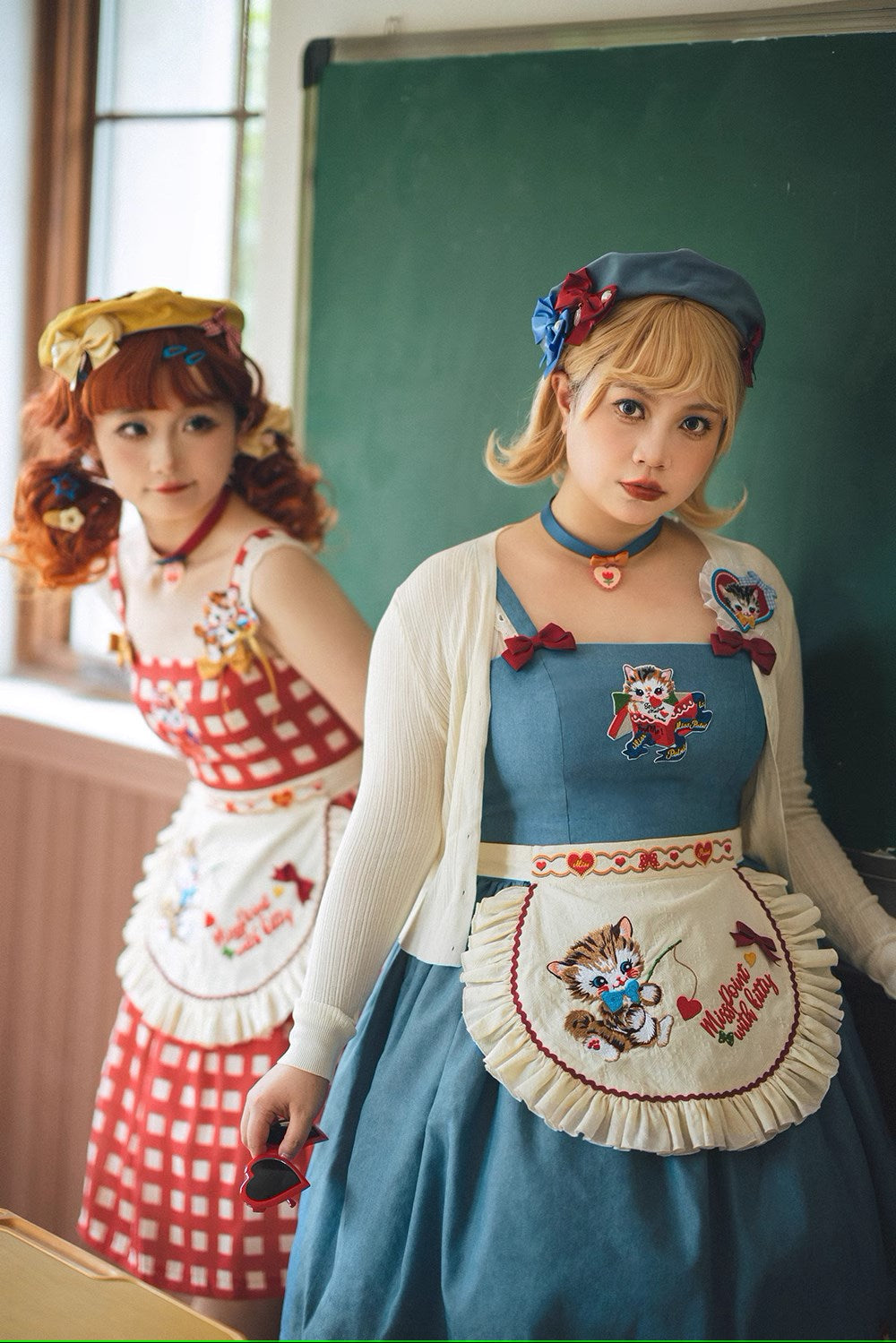 【予約販売】Sweet Kittyレトロシンプルジャンパースカート