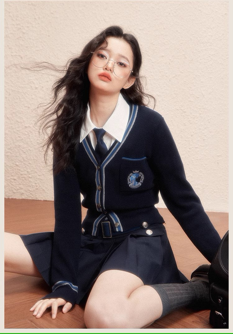[Pre-order] Hogwarts School of Witchcraft and Wizardry slim cardigan with line